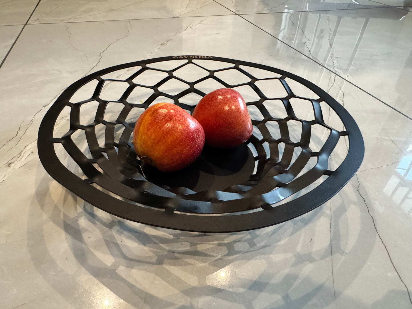 ZAYNORA Modern Stainless Steel Fruit Basket 25Cm - Elegant Openwork Design for Home Décor